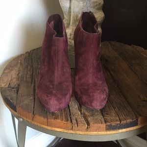 SAM EDELMAN SUEDE BOOTIES